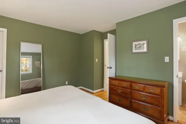 $4,200 | 4848 Red Fox Drive, Annandale, VA 22003