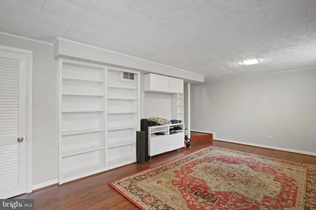 $4,200 | 4848 Red Fox Drive, Annandale, VA 22003