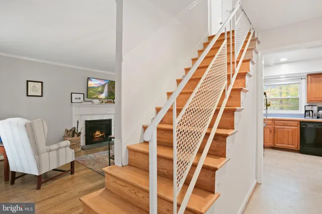 $4,200 | 4848 Red Fox Drive, Annandale, VA 22003