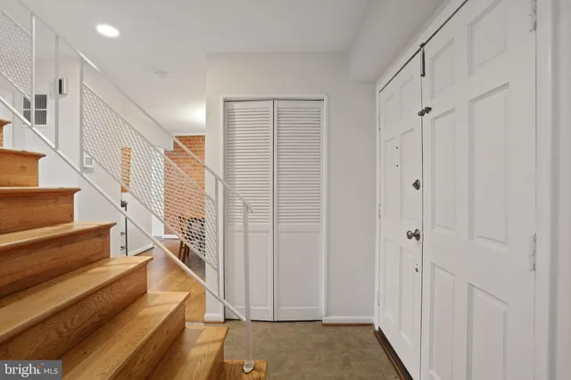 $4,200 | 4848 Red Fox Drive, Annandale, VA 22003