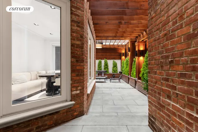 $26,770,000 | 46 East 66th Street | Lenox Hill