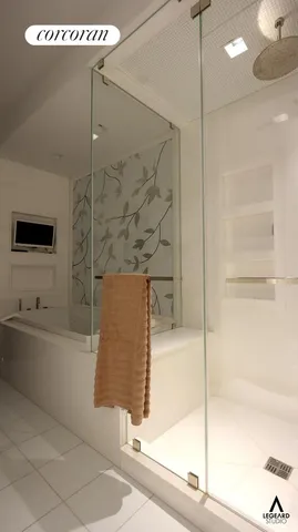 $26,770,000 | 46 East 66th Street | Lenox Hill