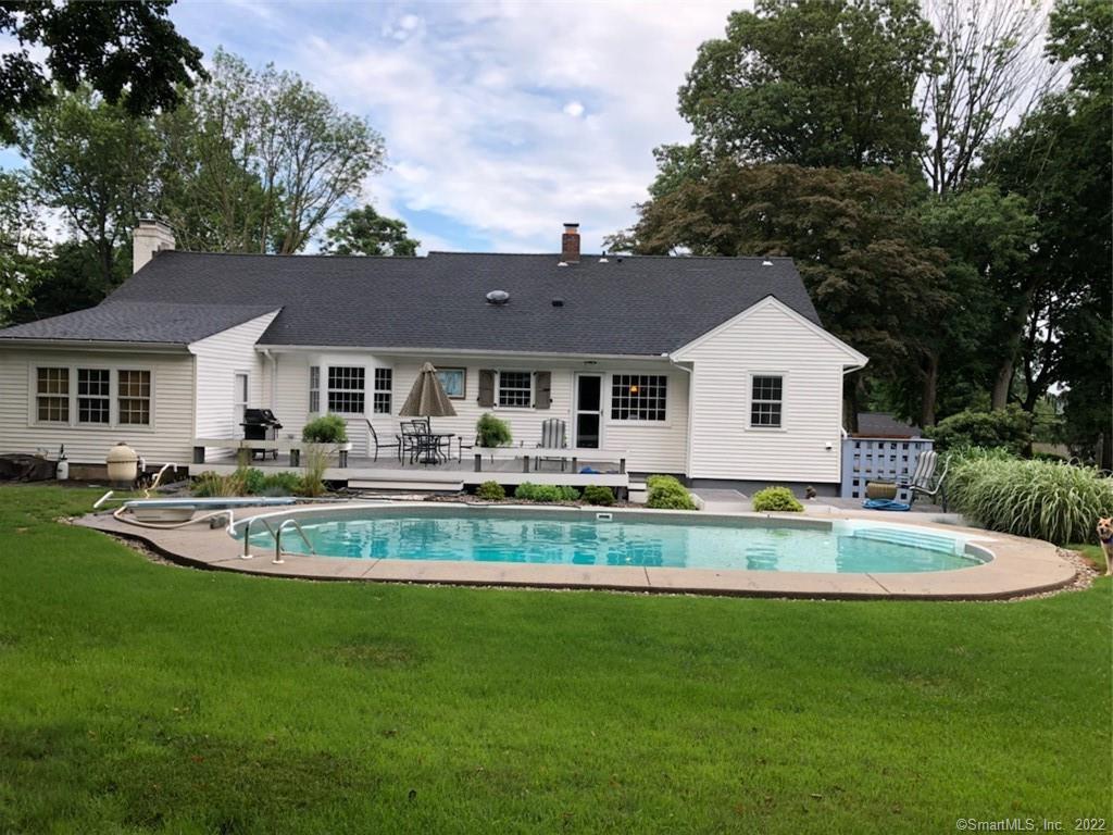 386 Valley Road Fairfield, CT 06825 - Photo 1 of 1 Gallery Image 1