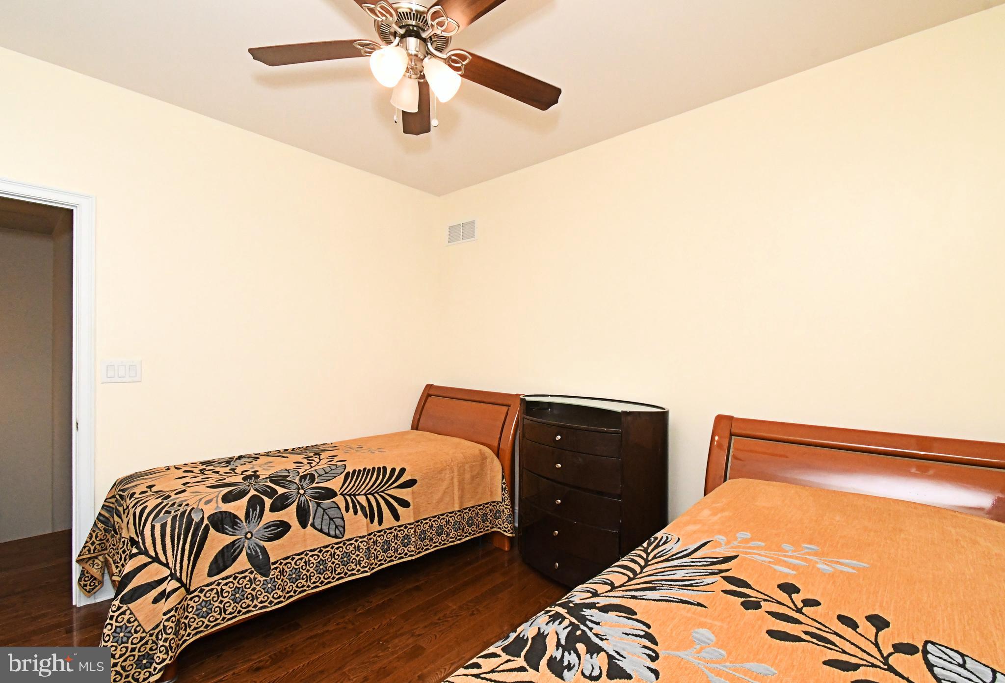 13113 Worthington Road Philadelphia, PA 19116 - Photo 32 of 63