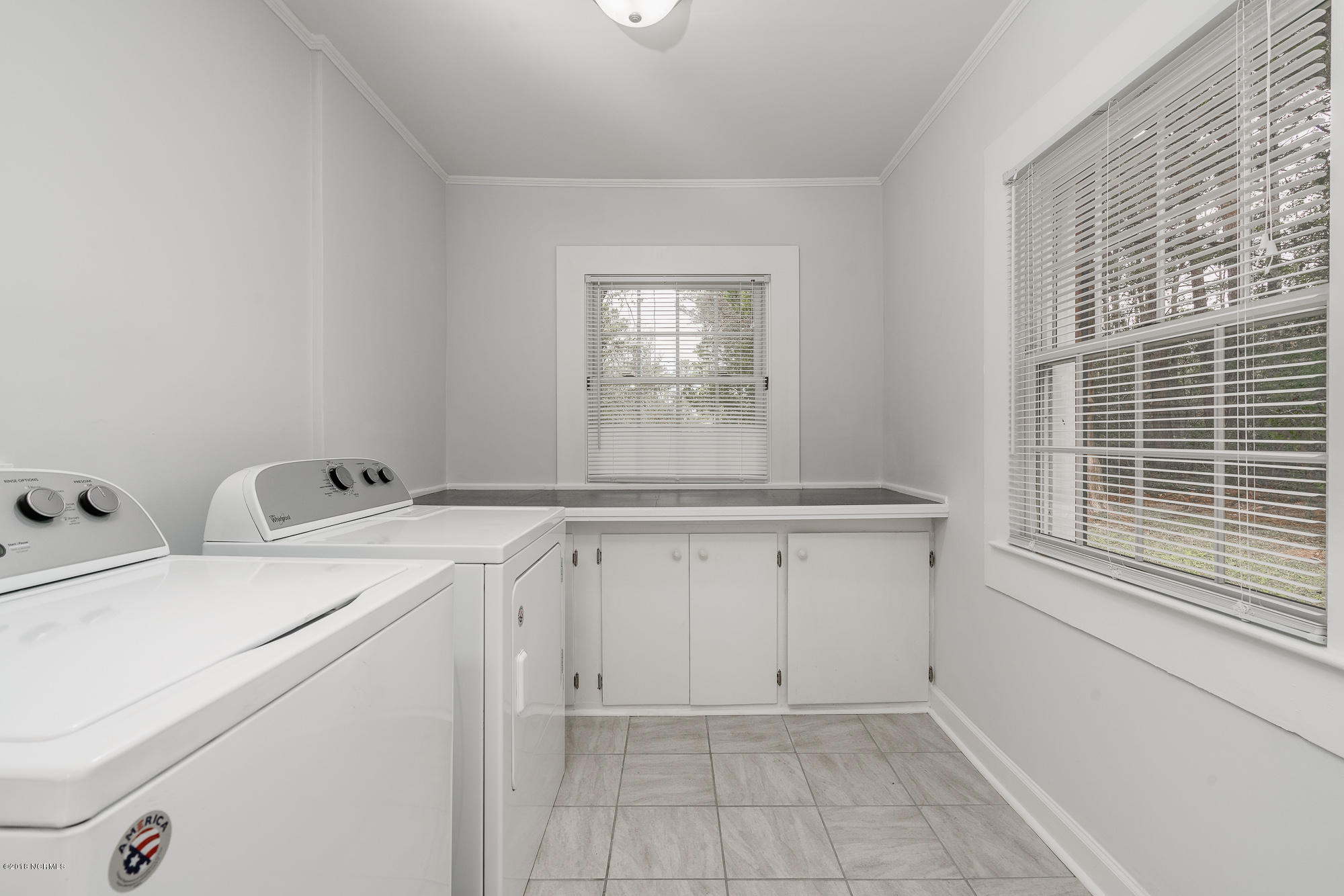 207 Old Winberry Road Newport, NC 28570 - Photo 26 of 36 Laundry