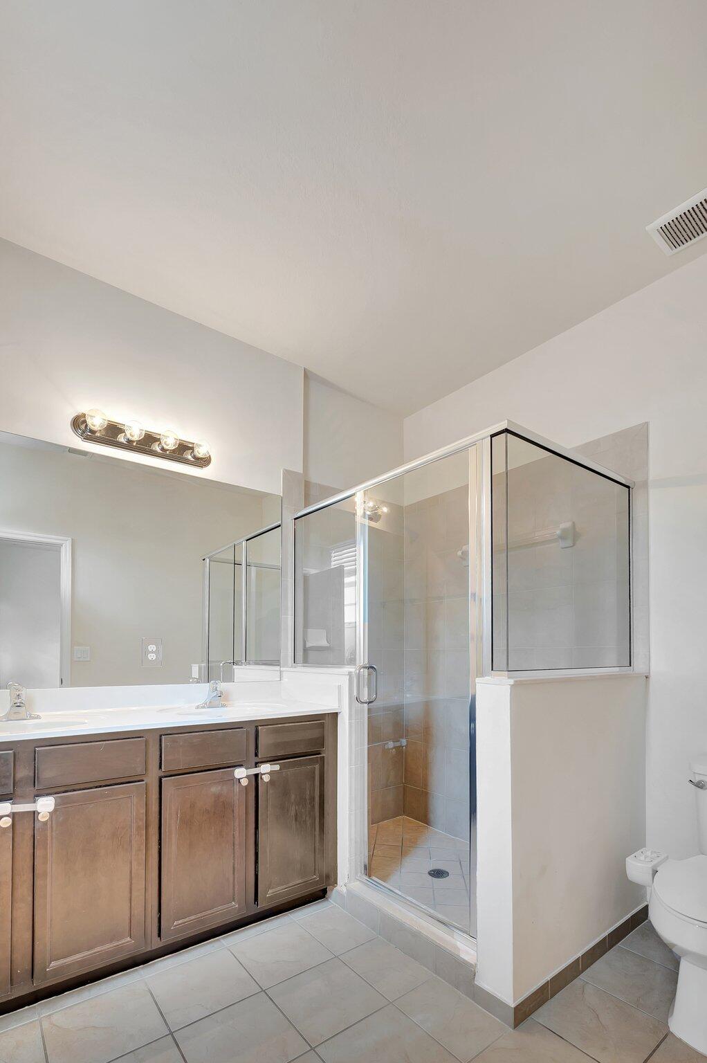 9480 Southwest 171st Avenue Miami, FL 33196 - Photo 8 of 44 32-web-or-mls-6V8A9595