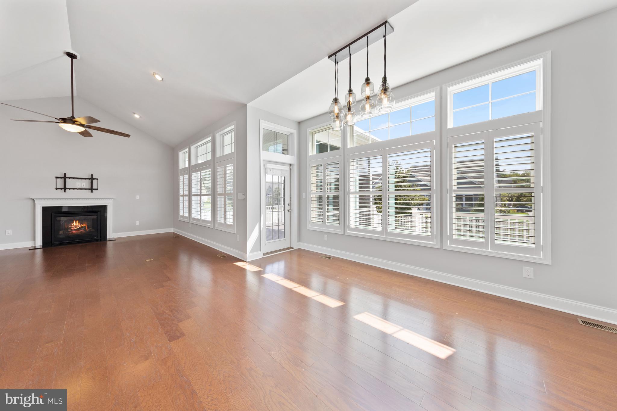31656 Exeter Way Lewes, DE 19958 - Photo 11 of 46 Dining/Living Room