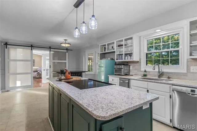 $395,000 | 71 Oakwood Drive, Ste. Genevieve, MO 63670