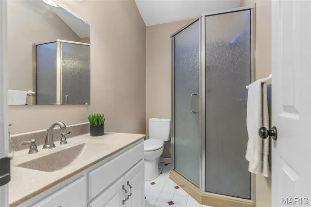 $395,000 | 71 Oakwood Drive, Ste. Genevieve, MO 63670