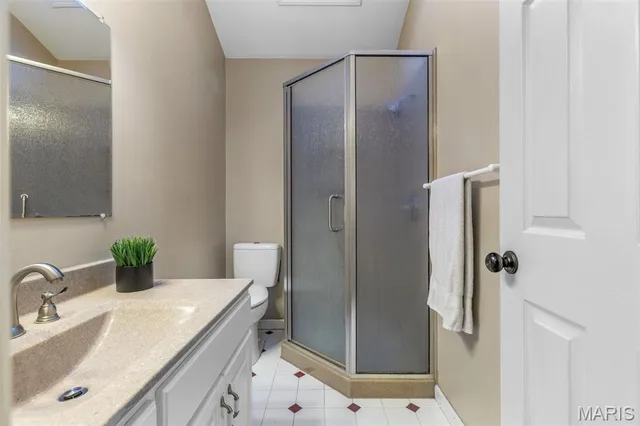 $395,000 | 71 Oakwood Drive, Ste. Genevieve, MO 63670