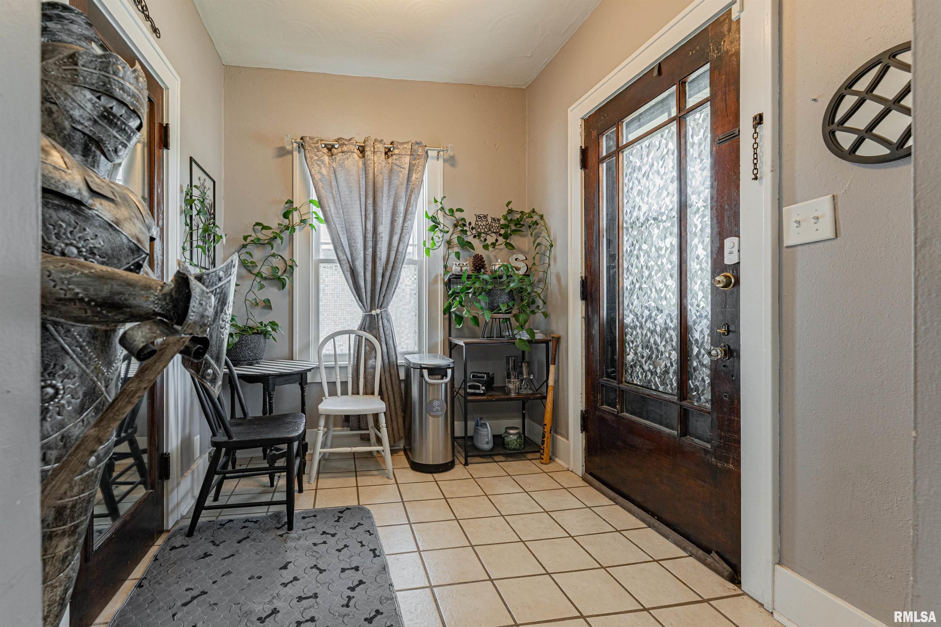 2341 South 5th Street Springfield, IL 62703 - Photo 3 of 31 Gallery Image 3