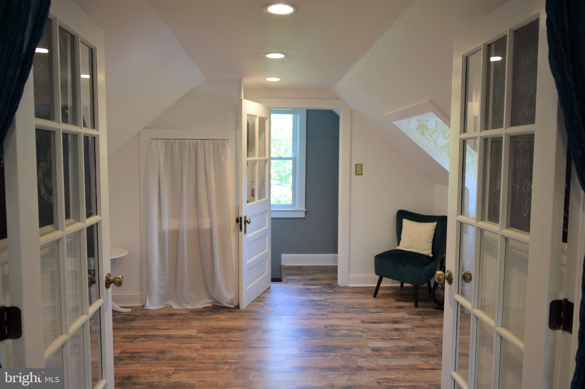 12445 Sub-Station Road Waldorf, MD 20601 - Photo 27 of 47 Master Bedroom Sitting Area