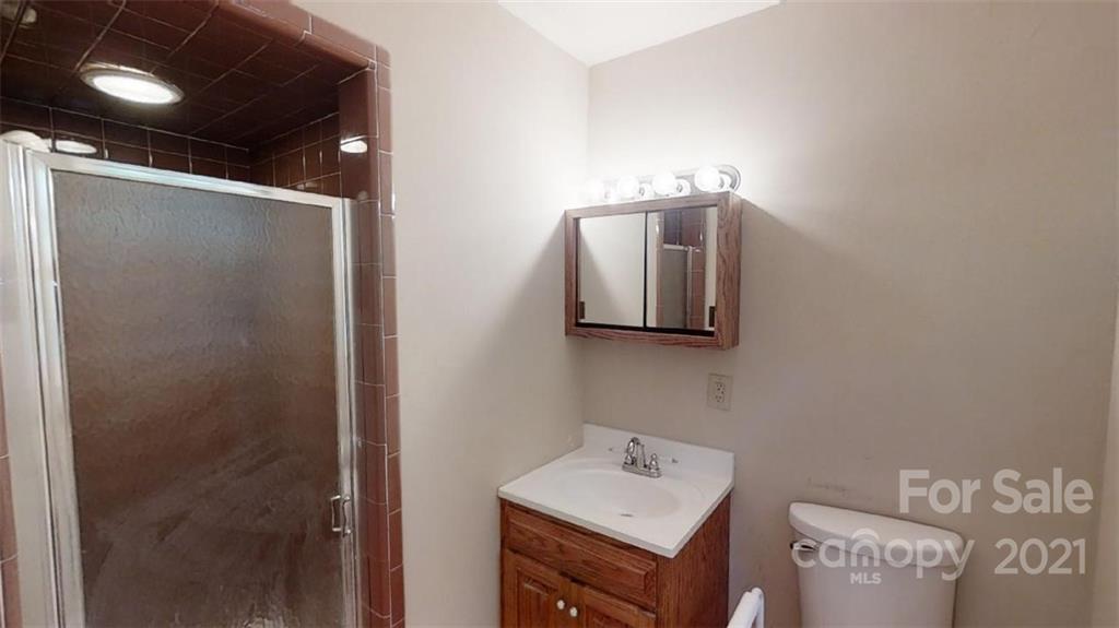 168 Valley Road Hickory, NC 28601 - Photo 23 of 31 Gallery Image 23