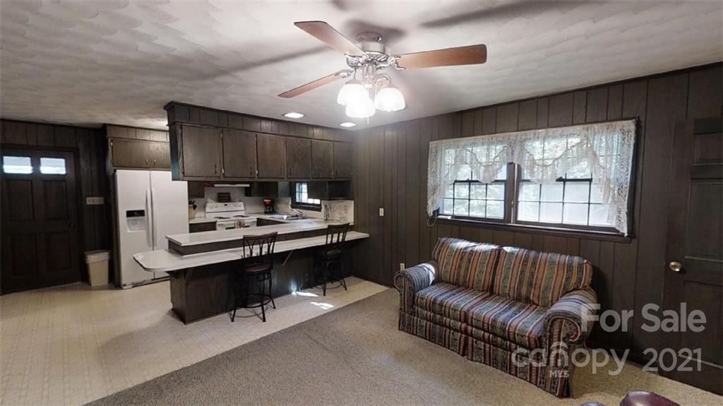 168 Valley Road Hickory, NC 28601 - Photo 5 of 31 Gallery Image 5