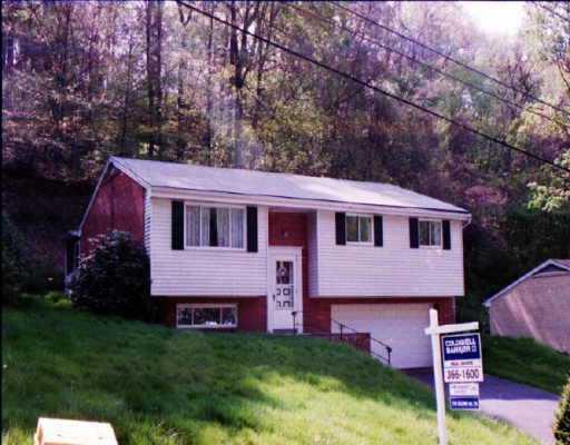 224 Hillendale Road Pittsburgh, PA 15237 - Photo 1 of 1