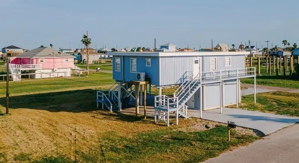 $329,000 | 1019 Treaty Drive, Surfside Beach, TX 77541