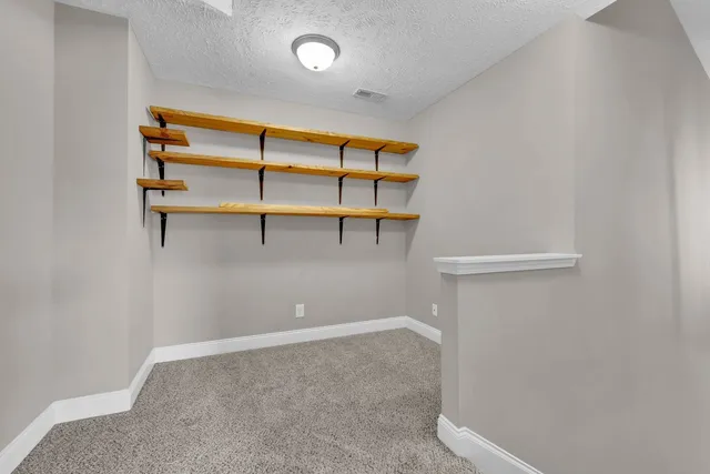 $2,200 | 987 Promenade Drive, Adams, TN 37010