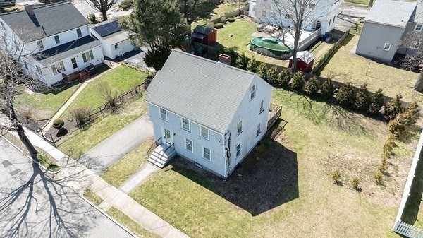 2 Girard Road Stoneham, MA 02180 - Photo 4 of 34 Gallery Image 4