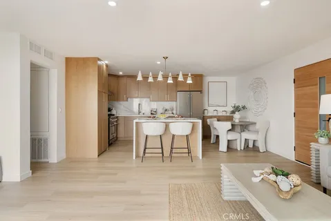 $1,195,000 | 1200 East Ocean Boulevard, Unit 52, Long Beach, CA 90802