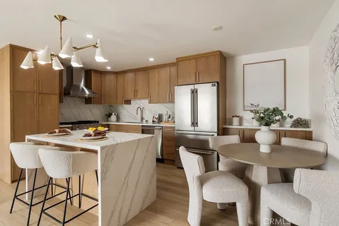 $1,195,000 | 1200 East Ocean Boulevard, Unit 52, Long Beach, CA 90802