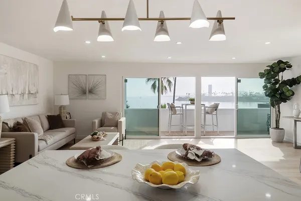 $1,149,000 | 1200 East Ocean Boulevard, Unit 52, Long Beach, CA 90802