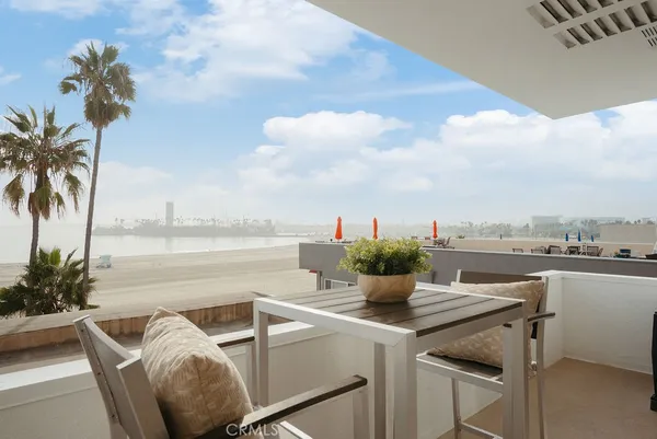 $1,149,000 | 1200 East Ocean Boulevard, Unit 52, Long Beach, CA 90802