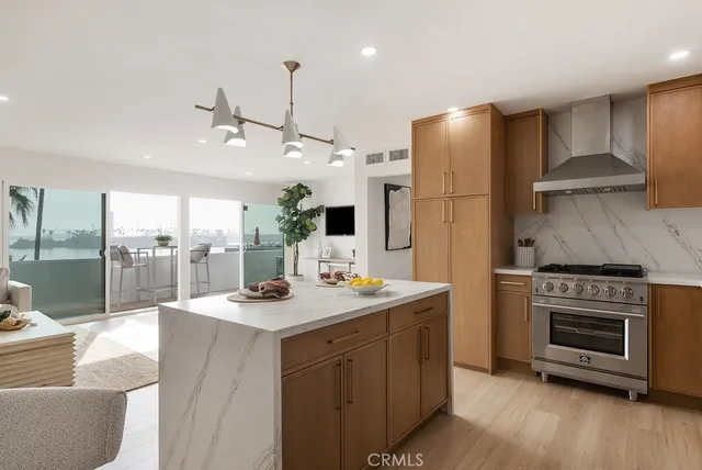 $1,175,000 | 1200 East Ocean Boulevard, Unit 52, Long Beach, CA 90802