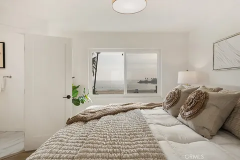 $1,195,000 | 1200 East Ocean Boulevard, Unit 52, Long Beach, CA 90802