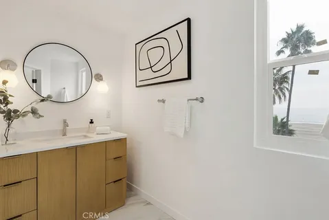 $1,195,000 | 1200 East Ocean Boulevard, Unit 52, Long Beach, CA 90802