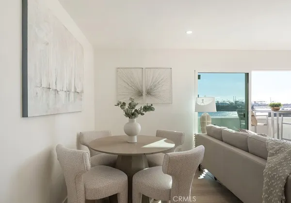 $1,149,000 | 1200 East Ocean Boulevard, Unit 52, Long Beach, CA 90802