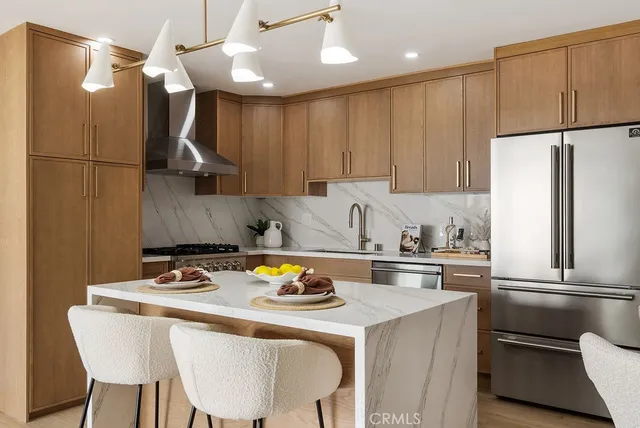 $1,195,000 | 1200 East Ocean Boulevard, Unit 52, Long Beach, CA 90802