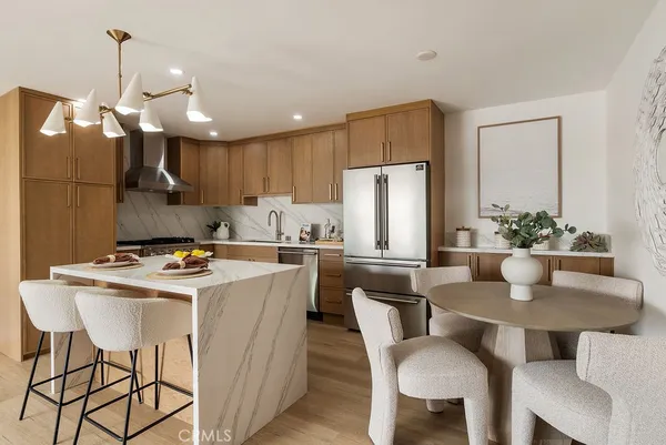 $1,149,000 | 1200 East Ocean Boulevard, Unit 52, Long Beach, CA 90802