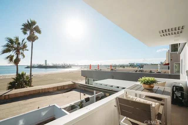 $1,195,000 | 1200 East Ocean Boulevard, Unit 52, Long Beach, CA 90802