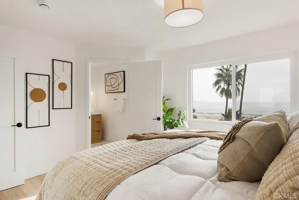 $1,149,000 | 1200 East Ocean Boulevard, Unit 52, Long Beach, CA 90802