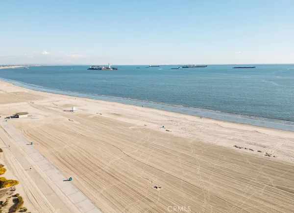 $1,149,000 | 1200 East Ocean Boulevard, Unit 52, Long Beach, CA 90802