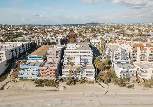 $1,195,000 | 1200 East Ocean Boulevard, Unit 52, Long Beach, CA 90802