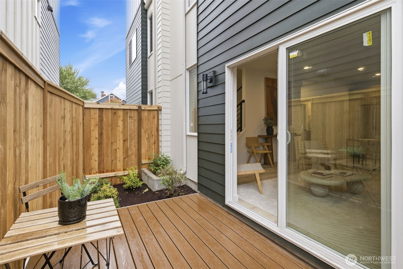 5904 42nd Avenue Southwest Seattle, WA 98136 - Photo 10 of 40