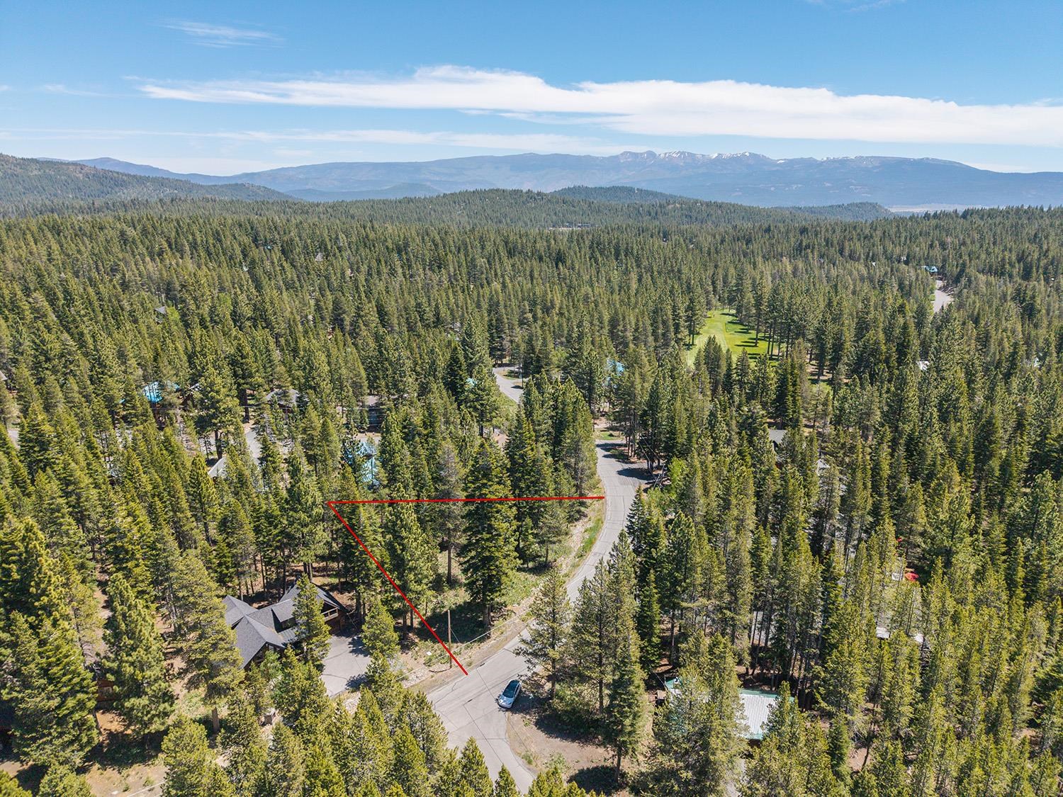 11681 Chalet Road Truckee, CA 96161 - Photo 8 of 12 Gallery Image 8