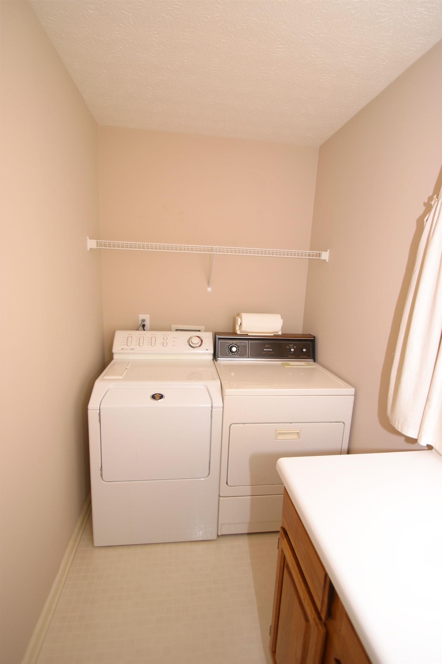 201 Putter Point Drive Gallatin, TN 37066 - Photo 15 of 24 Large Laundry Room. Washer and Dryer can stay.