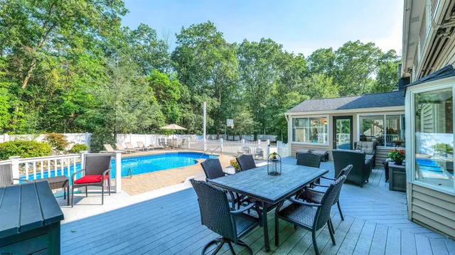 $799,000 | 316 Knollwood Drive, Egg Harbor Township, NJ 08234