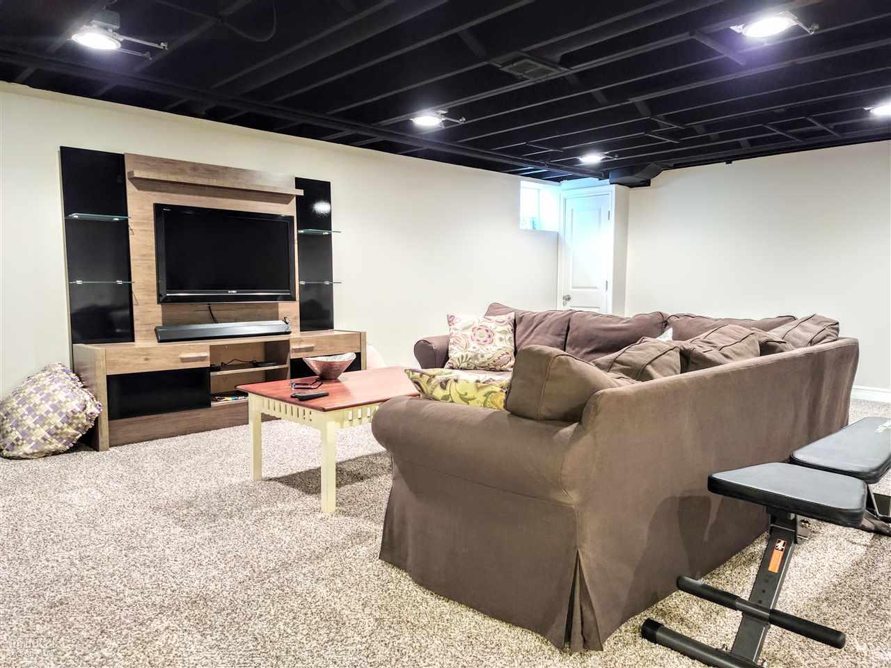 469 Cook Grosse Pointe, MI 48236 - Photo 24 of 35