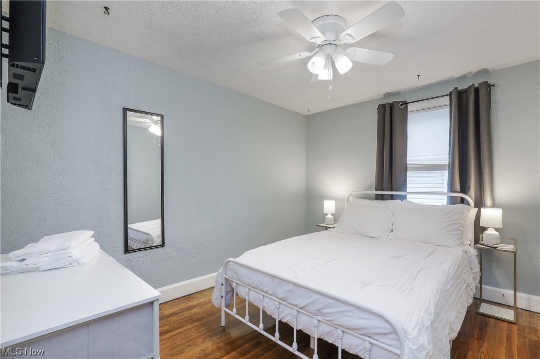 2922 13th Street Northwest Canton, OH 44708 - Photo 16 of 29 Bedroom 1