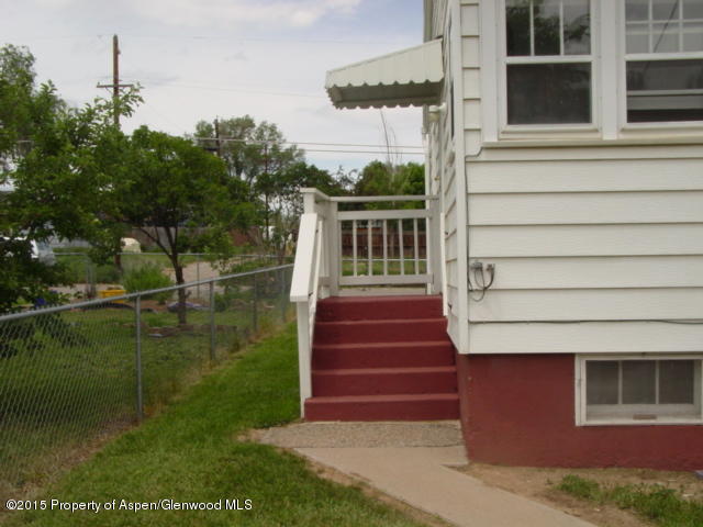 811 West 3rd Street Rifle, CO 81650 - Photo 3 of 11 DSC02870