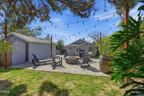 $975,000 | 3233 Community Avenue, La Crescenta, CA 91214