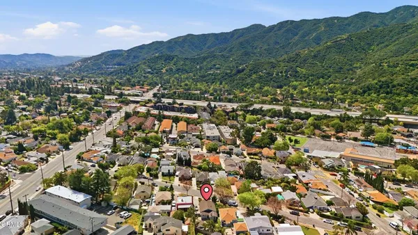 $975,000 | 3233 Community Avenue, La Crescenta, CA 91214