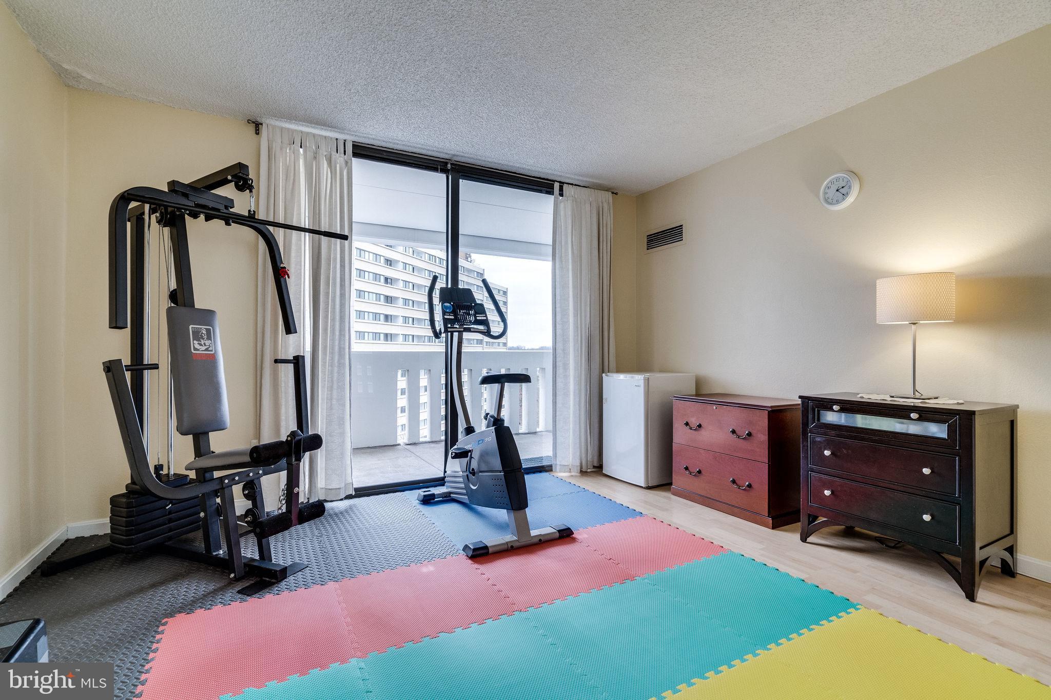 6101 Edsall Road, Unit 905 Alexandria, VA 22304 - Photo 35 of 62