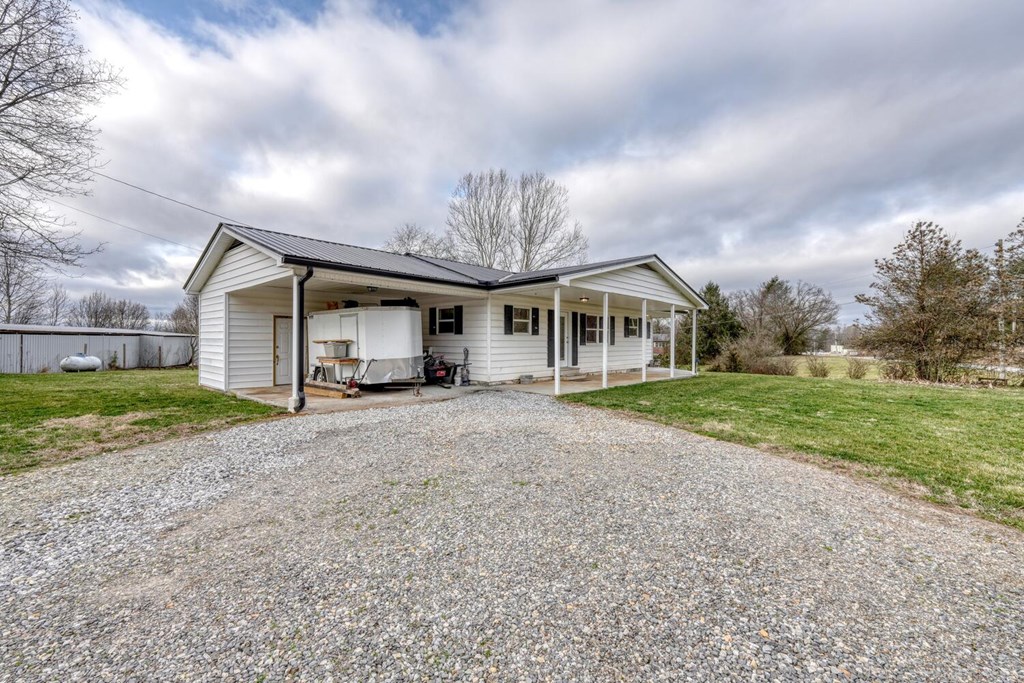 16 Antioch Church Road Blairsville, GA 30512 - Photo 2 of 34