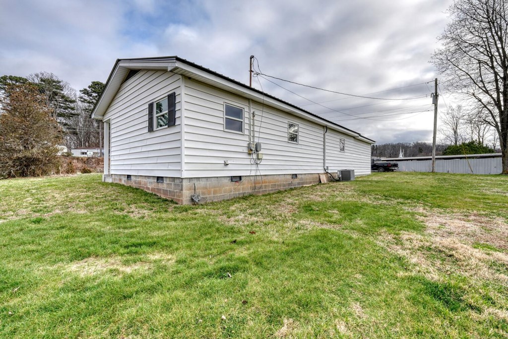 16 Antioch Church Road Blairsville, GA 30512 - Photo 4 of 34