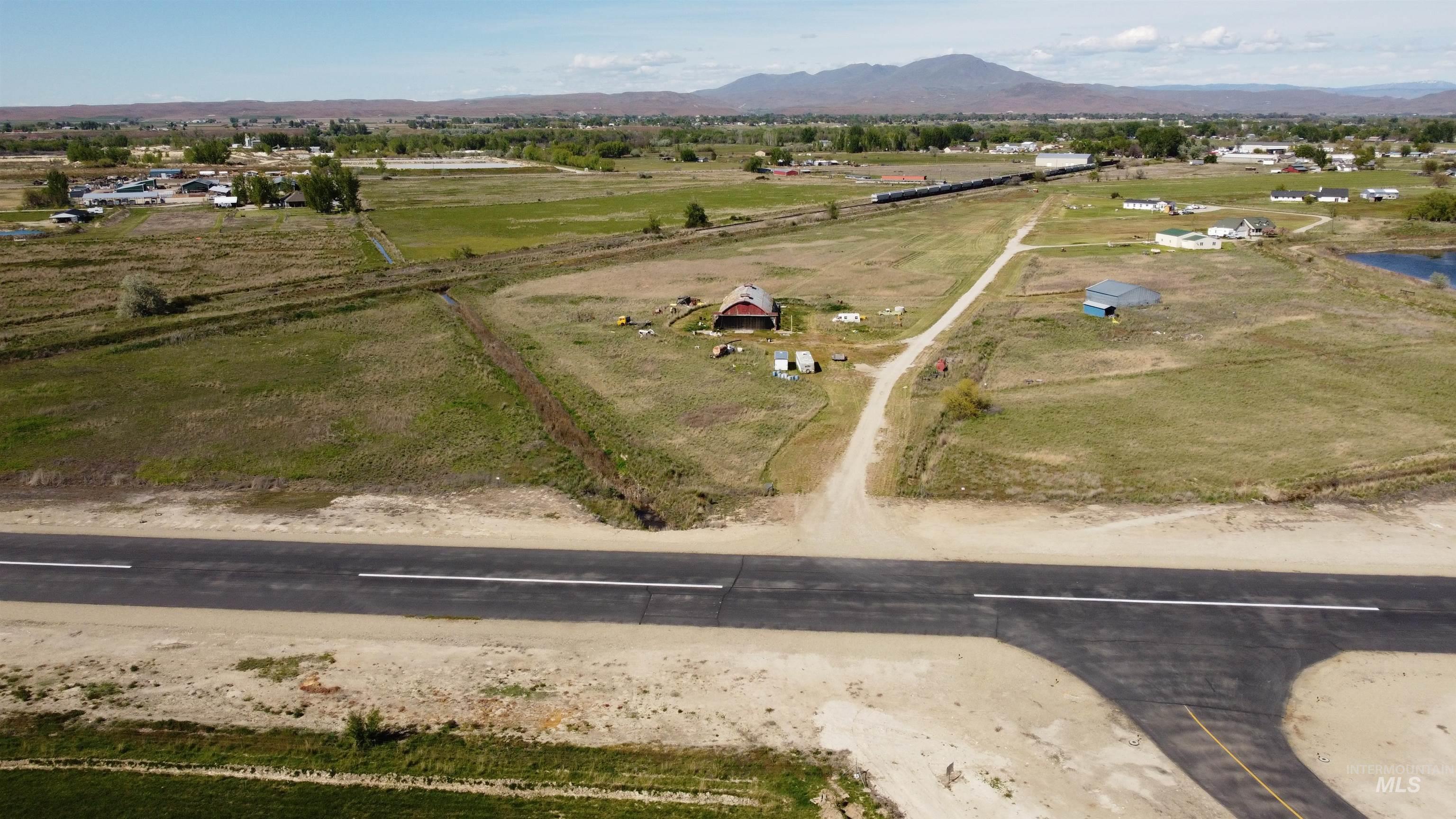 2385 Airport Road Emmett, ID 83617 - Photo 5 of 22