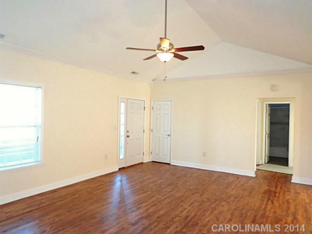 427 Pamela Road York, SC 29745 - Photo 4 of 15
